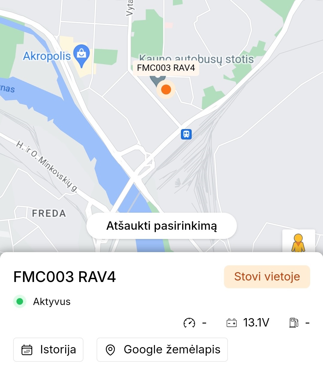 Automobilio stebėjimas realiu laiku žemėlapyje